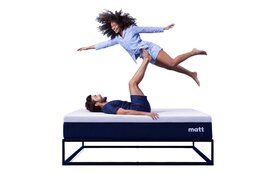 Slim en comfortabel slapen in een compacte Amsterdamse slaapkamer
