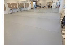 Amsterdam Amateur Ballet en Julie Pilates bundelen hun krachten en verhuizen samen naar een grotere studio in het World Fashion Center.