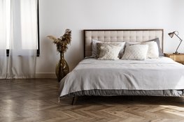 Stedelijk wonen in Amsterdam: zo maak je van je slaapkamer een oase van rust