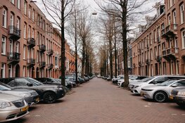 Waarom parkeerdruk in Amsterdamse buurten blijft toenemen