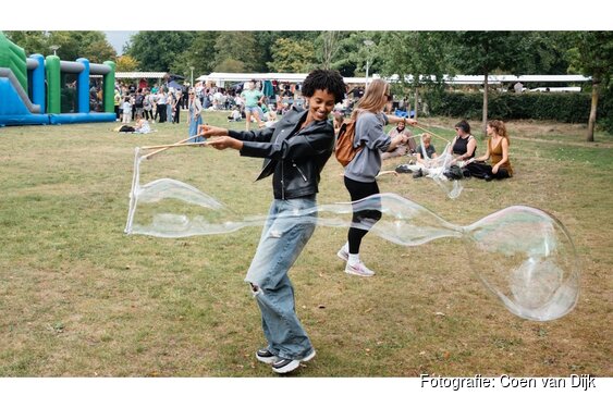 Kom naar het grootste jaarlijkse buurtfeest van Amsterdam-Noord
