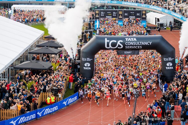 Samsung wordt titelsponsor van de 7,5 km tijdens de TCS Amsterdam Marathon