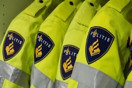Verdachte aangehouden na autocrash Nierkerkestraat