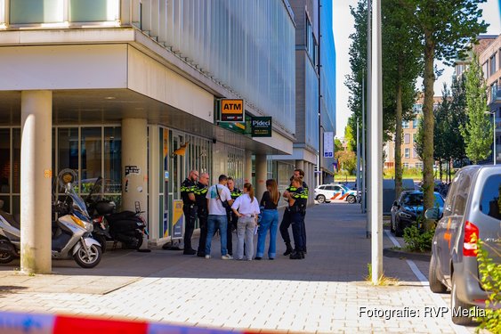 Gewonde man aangetroffen na melding steekincident in Amsterdam
