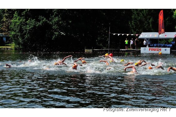 KNZB-talenten naar de Gaasperplas voor NK Openwater Zwemmen