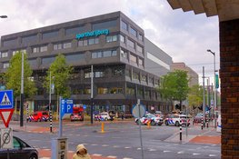 Hulpdiensten ingezet voor verward persoon in Eva Besnyöstraat; tramverkeer IJburg gestremd