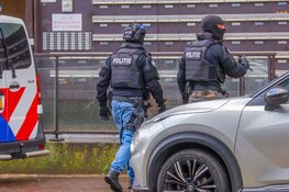 Hulpdiensten ingezet voor verward persoon in Eva Besnyöstraat; tramverkeer IJburg gestremd