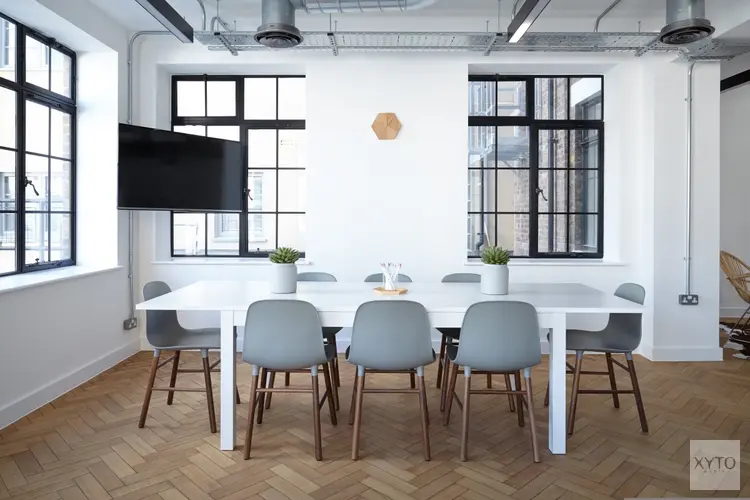 Meeting room tablets in opkomst bij bedrijven met hybride werkplekken