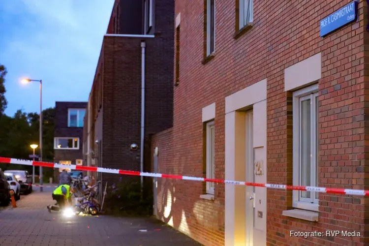Woning drie keer doelwit binnen 24 uur Professor R. Casimirstraat
