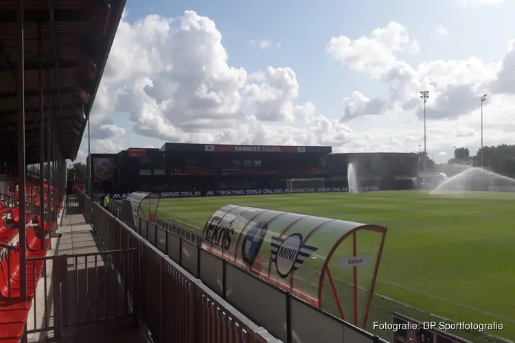 Almere City FC laat zich verrassen door Jong Ajax