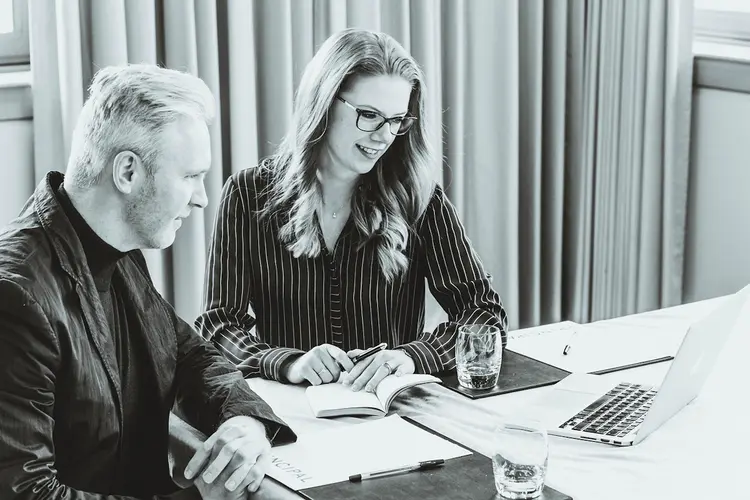 Hybride werken verandert de rol van de assistant