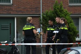 Man gewond bij steekincident in Amsterdam, politie zet omgeving af