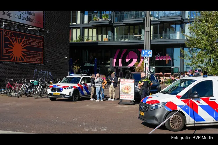 Hulpdiensten massaal uitgerukt na schietpartij aan NDSM-kade in Amsterdam