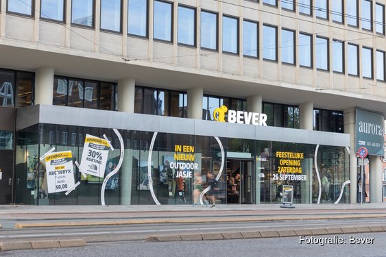 Bever opent vernieuwde winkel aan de Stadhouderskade in Amsterdam