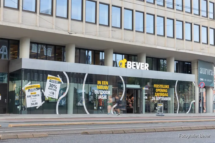 Bever opent vernieuwde winkel aan de Stadhouderskade in Amsterdam