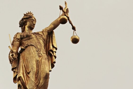Tien jaar gevangenisstraf voor doodsteken vader