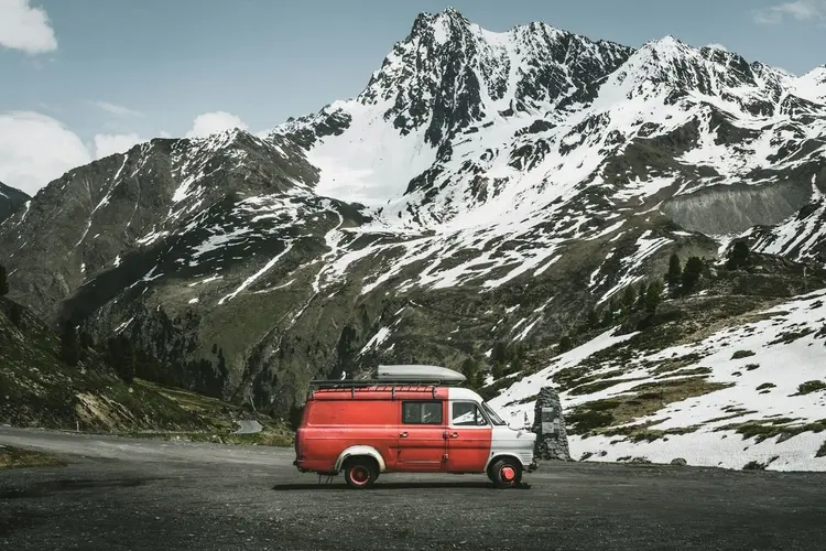 Wintercamperen vanuit Amsterdam: kan een roadtrip in december echt?