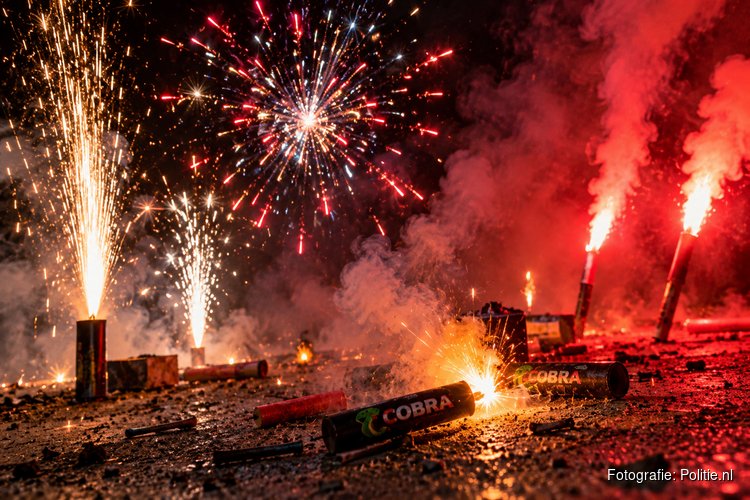 342 kilo vuurwerk van de straat gehaald in Amsterdam
