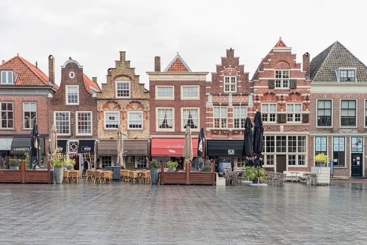 Waarom het klassieke bruine café weer terrein wint rond het Leidseplein