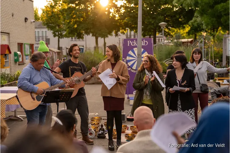 Mama Louise start projectkoor, band en orkest met buurtsongs uit Amsterdam-Noord
