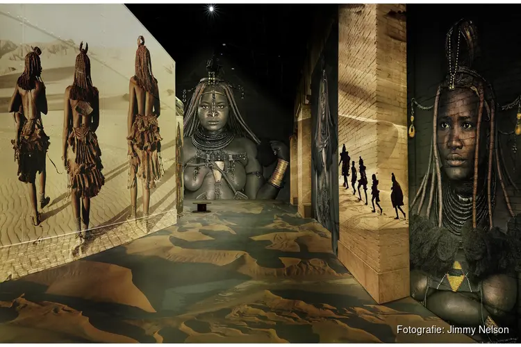 Jimmy Nelson keert terug naar Fabrique des Lumières met nieuwe immersieve ervaring Mirrors of Humanity