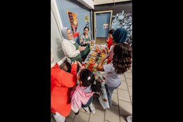 STRAAT Museum brengt de smaken en verhalen van Amsterdam-Noord samen in nieuwe muurschildering