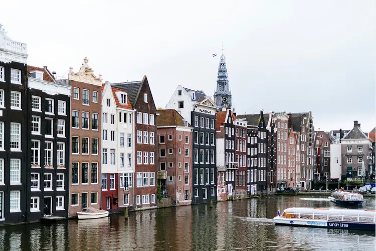 Vakwerk in de stad, wat Amsterdamse klussers van hun werkuitrusting vragen